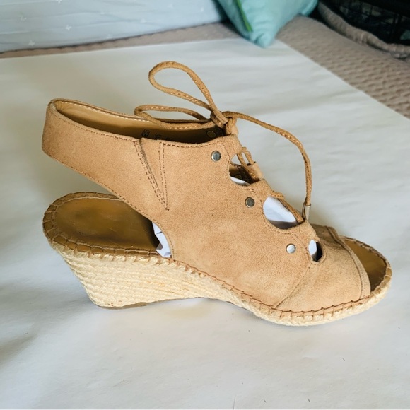 Franco Sarto Women's Tan Suede Lace-Up Wedge Espadrille Sandals Size 8 - Picture 3 of 8